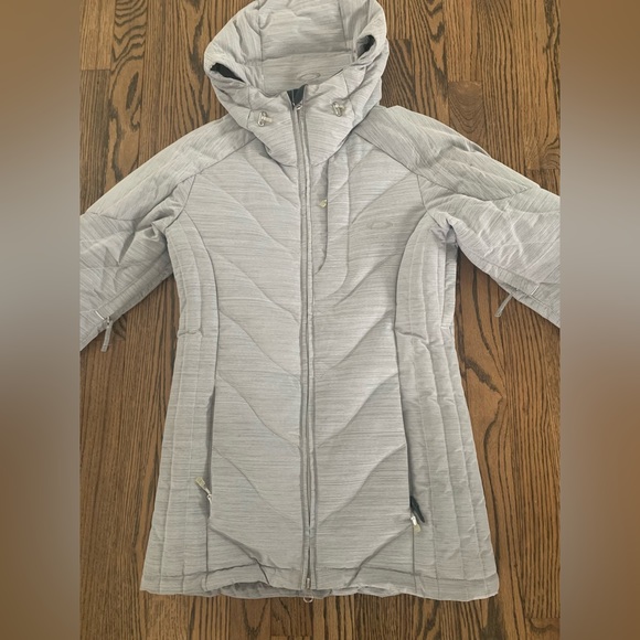 New Vintage Oakley Ski Jacket! Only worn maybe 3 times. - Picture 3 of 14